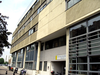 Venir à la Policlinique